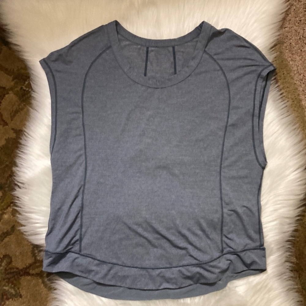 Lululemon  top